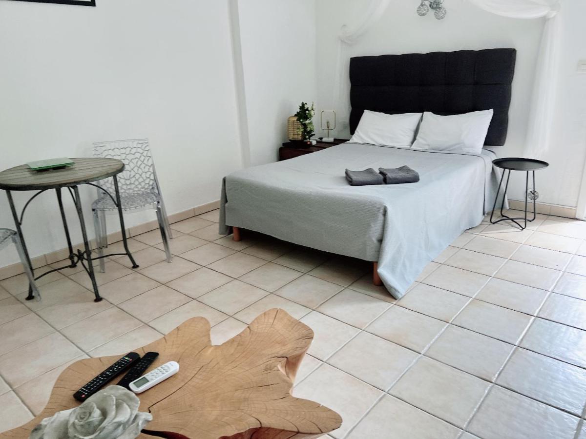 Appartement Climatise Parking Cite Paoline Корт Экстерьер фото