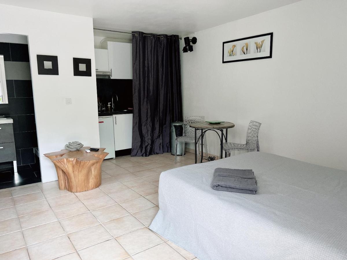 Appartement Climatise Parking Cite Paoline Корт Экстерьер фото