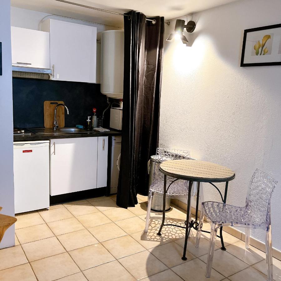 Appartement Climatise Parking Cite Paoline Корт Экстерьер фото